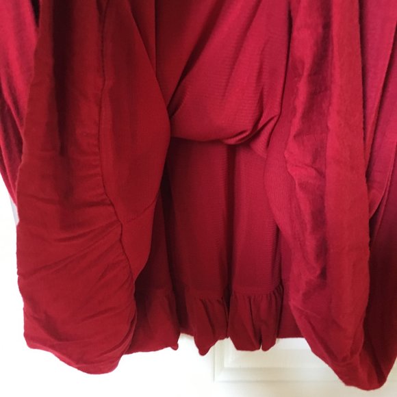 Red sequins dress - Picture 5 of 7